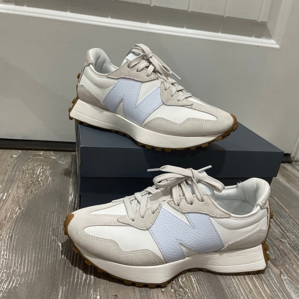 New balance Women 327